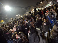 Homoseksualci se ljubili u Parizu, Islamska unija burno reagovala