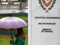 Kipar nema para za plate službenika Vlade