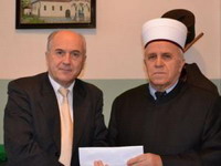 Inzko uručio 10.000 KM za obnovu Ferhadije