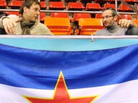 Igor i Darko idu na utakmice i navijaju za reprezentacije iz bivše Jugoslavije