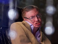 Intel pomaže Stephenu Hawkingu da brže govori