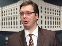 "Vučić da rešava i pitanje Kosova"