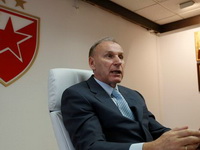 Sa Pinto novi trener Zvezde