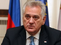 Nikolić: Mirno čekamo odluku EU u junu