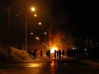 U više gradova privedeno oko 180 demonstranata