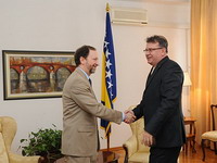 Premijer Nikšić sa ambasadorom Moonom