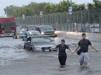 Olujne kiše pogodile Toronto, 300.000 ljudi bez struje