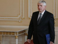 Češka vlada podnela ostavku