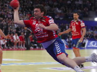Zvezda dobila veliko pojačanje: Rastko Stojković opet crveno-beli! Pročitajte više: http://sportal.rs/news.php?news=109671