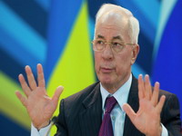 Ukrajinski premijer Azarov podnio ostavku