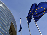 EU traži izbore i novu Vladu Ukrajine