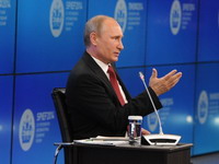 Putin: Sankcije će se vratiti kao bumerang