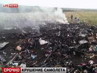Malezijski avion oboren u Ukrajini: 295 mrtvih!