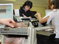 Smanjenje plata i penzija ni dinar više od 10%