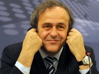 Platini predložio uvođenje bijelog kartona