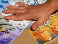 Vlada FBiH o kreditima u švicarcima: Ne možemo se miješati u odnos banka-klijent