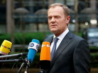 TUSK UPOZORAVA Šengen je na rubu propasti