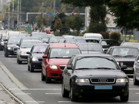 2015.' U BiH jednak broj zaposlenih i automobila