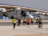 Avion na solarni pogon sletio u Kairo