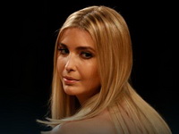 ČEKA JE MESTO U BELOJ KUĆI? Iznenadna odluka: Ivanka Tramp se POVLAČI iz porodičnog biznisa!