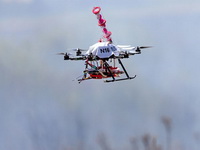 U Kini održavaju dalekovode dronovima i vatrom