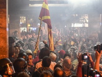 U neredima u Skoplju povrijeđeno oko 100 osoba, situacija normalizovana