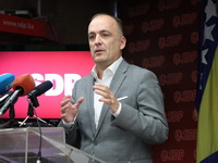Bivši ambasador BiH u Belgiji Draško Aćimović pridružio se SDP-u