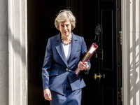 Britanska policija spriječila atentat na premijerku Theresu May