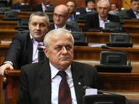 MAFIJAŠ, PRANGIJA, LIPICANER, PIŠOJE Poslanik SNS u Skupštini Srbije izvrađao političke neistomišljenike