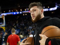 Jusuf Nurkić povrijedio rame na meču protiv Clippersa