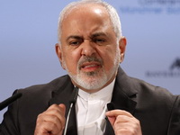 IRANSKI MINISTAR HIT U KINI Zarif stekao status slavne ličnosti nakon minhenske konferencije