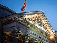 Španija razmatra uvođenje karantina za građane Britanije