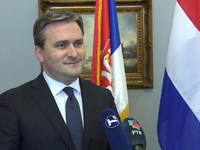 Beograd - Ministar spoljnih poslova Nikola Selaković obratio se danas putem video linka na 49. zasedanju Saveta za ljudska prava Ujedinjenih nacija, i tom prilikom poručio da je Srbija opredeljena za saradnju sa svim telima UN u oblasti zaštite i jačanja ljudskih prava.