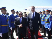 Šest "migova" dopratilo u Beograd predsednika Egipta