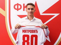 Mitrović predstavljen: Zadužio dres sa brojem 80!