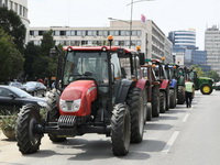 Nezadovoljni poljoprivrednici organizovali proteste i blokirali saobraćaj u više mesta, Nedimović obećao mere