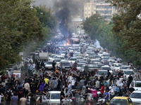 Iranska vojska zapretila demonstrantima: Suprotstavićemo se neprijateljima