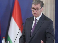 Vučić: Želimo da odbrambenu granicu pomerimo na jug