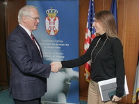 Đedović razgovarala sa američkim ambasadorom Hilom