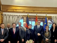 Vučić prvo sa nemačkim ambasadorima i Saracinom, pa sa diplomatskom petorkom: Šta je crvena linija