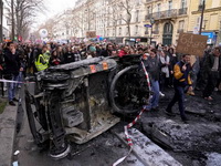 Francuska: Gotovo milion ljudi na protestima protiv reforme penzionog sistema