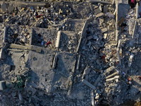 SAD će obezbediti dodatnih 100 miliona dolara za pomoć žrtvama zemljotresa