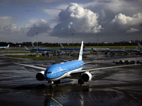 Teško nevreme u Velikoj Britaniji,obustavljen avionski, otežan drumski saobraćaj