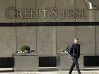 "Za svaki slučaj": Švajcarska Vlada i centralna banka do sada za UBS i "Credit Suisse" osigurale 260 milijardi franaka