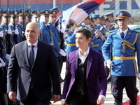 Ana Brnabić upriličila svečani doček za premijera Kovačevskog