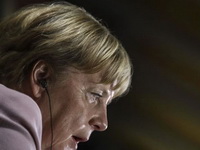 Podoljak odgovorio Merkelovoj: Prestanite sa pravdanjem i ohrabrivanjem agresora