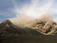 Nova erupcija vulkana Etna, zatvoren aerodrom u Kataniji