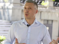 Obradović: Vlada potrošila 500 miliona evra iz budžetske rezerve pod oznakom „poverljivo“