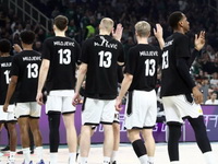 Panatinaikos i Partizan se oprostili od Dejana Milojevića minutom ćutanja, crno-belih na teren izašli u majicama sa likom i brojem bivšeg kapitena