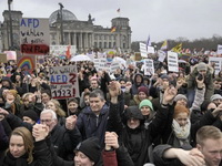 U Berlinu 150.000 ljudi demonstriralo protiv ekstremne desnice
